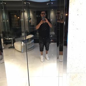 Meet your Posher, Roderick